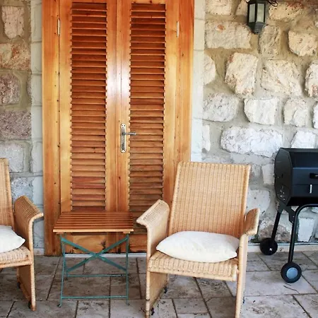 Amos Stone House - Sea View - Private Cove Access Semesterbostad