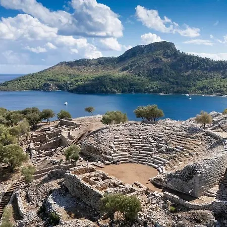 Semesterbostad Amos Stone House - Sea View - Private Cove Access Marmaris