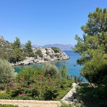 Amos Stone House - Sea View - Private Cove Access *