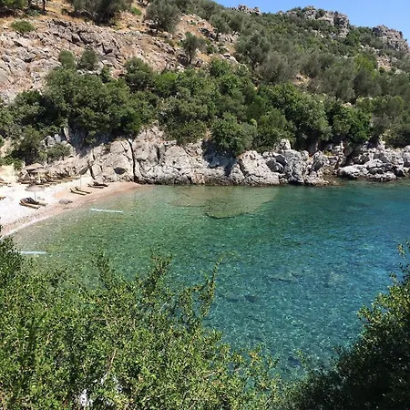 Amos Stone House - Sea View - Private Cove Access