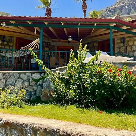 Amos Stone House - Sea View - Private Cove Access